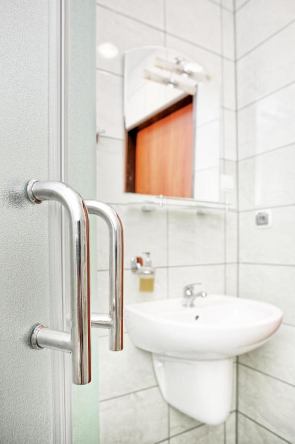 Hotel Best Inn Bydgoszcz Room photo